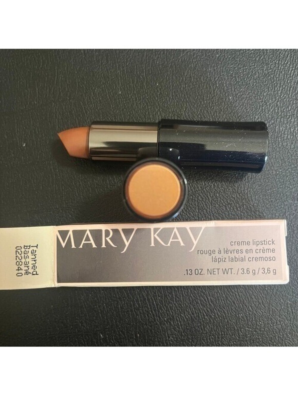 New Mary Kay Creme Lipstick - Tanned